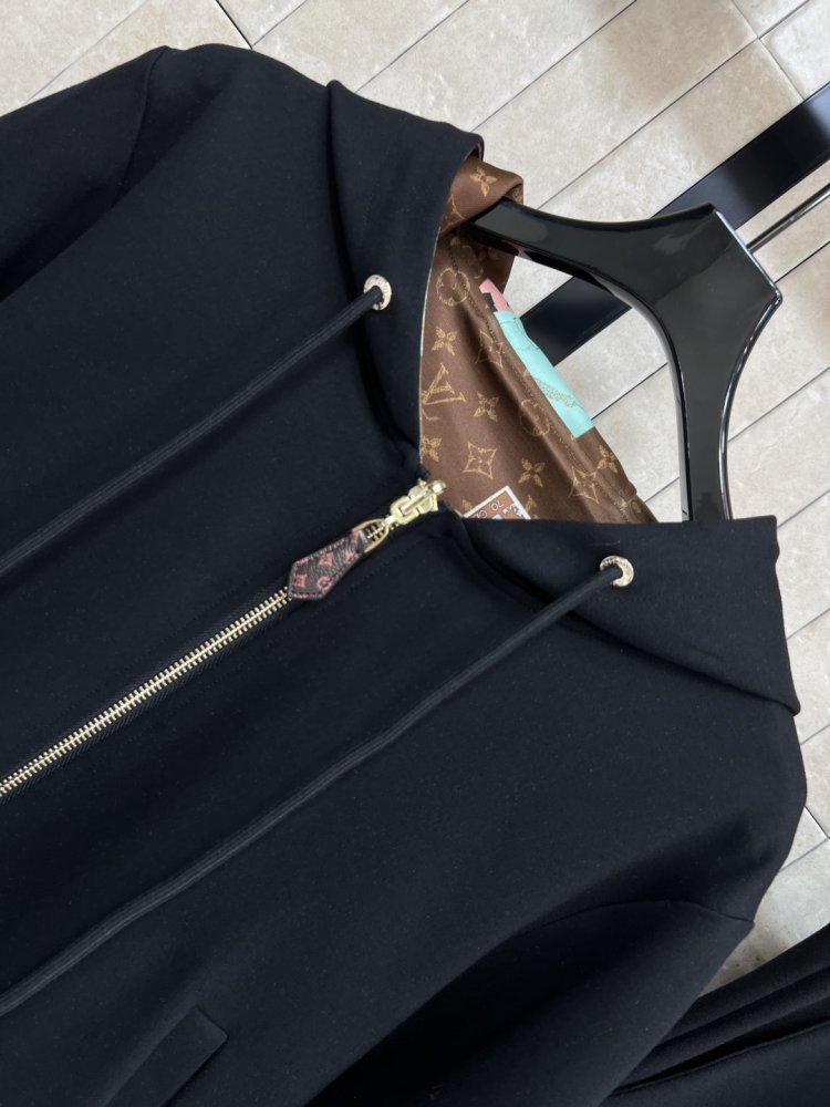 Костюм спортивный женский фото 2