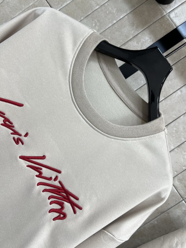 Костюм спортивный женский фото 2