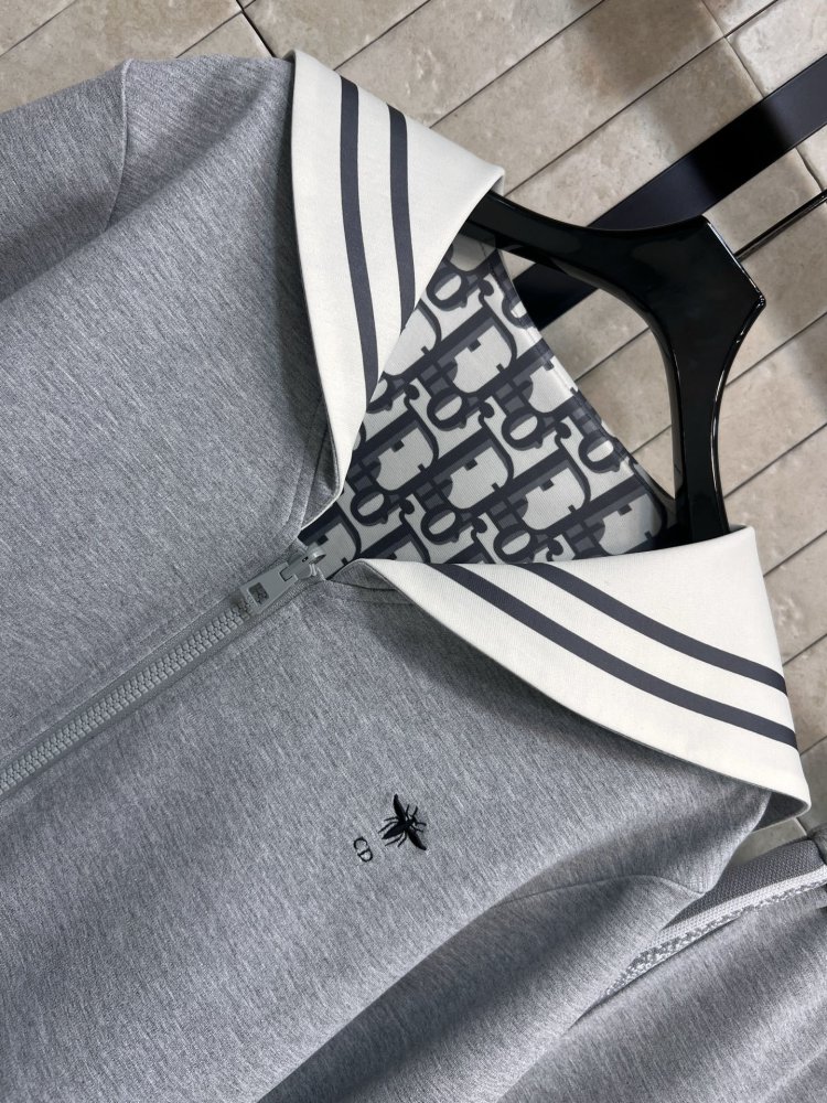 Костюм спортивний жіночий фото 2