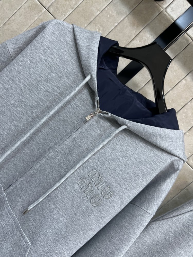 Костюм спортивний жіночий фото 2