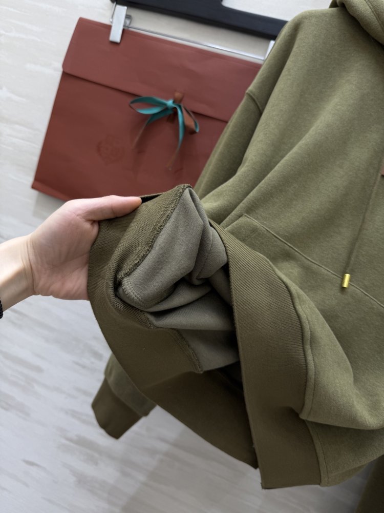 Костюм спортивный женский фото 2