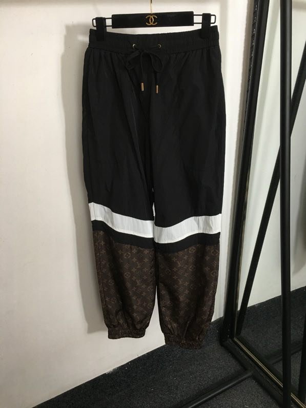 Костюм спортивний жіночий фото 3