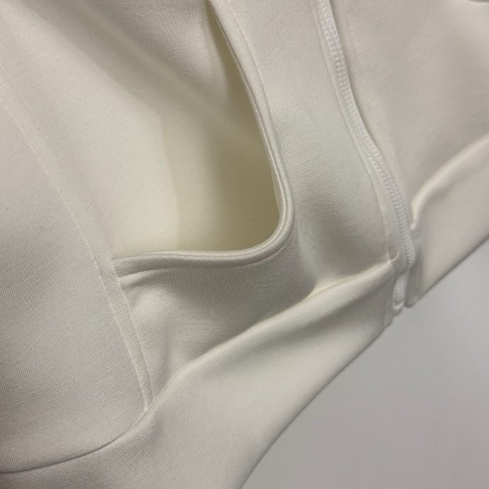 Костюм спортивный женский фото 3