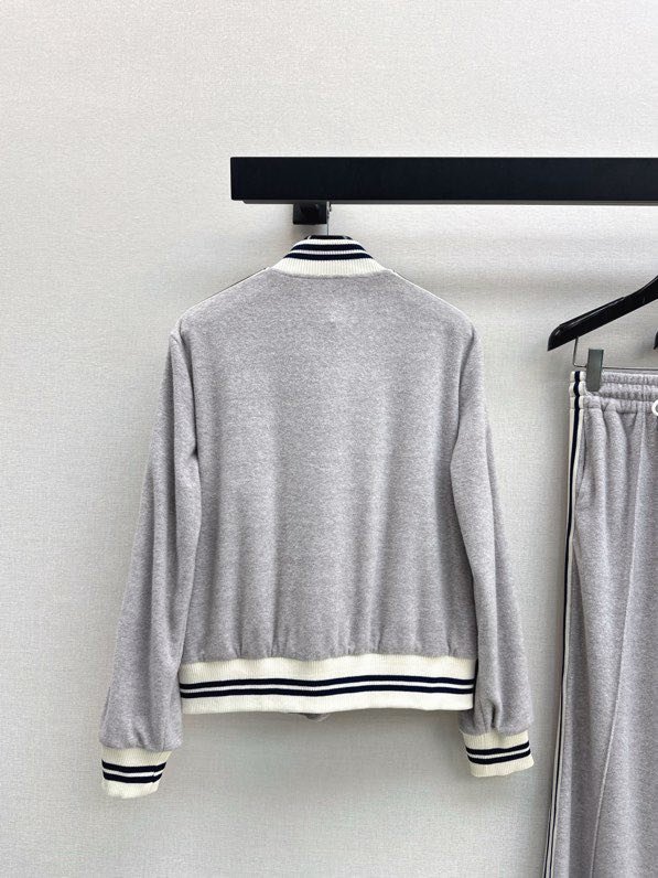 Costume sports female фото 3