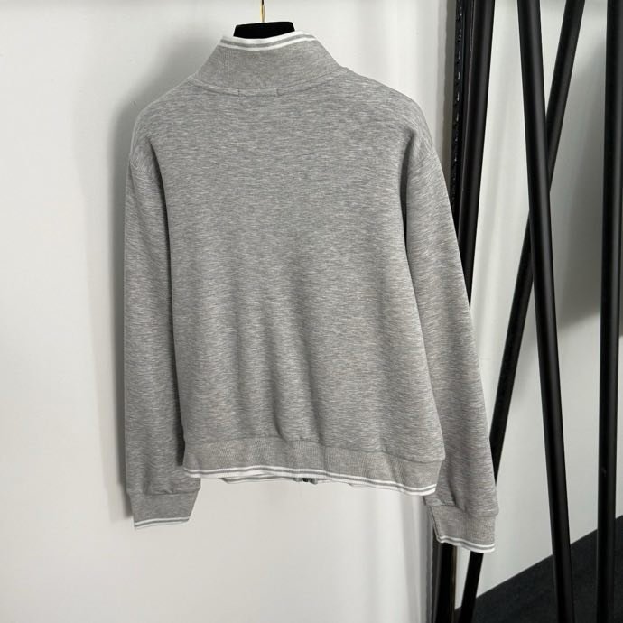 Костюм спортивный женский фото 3