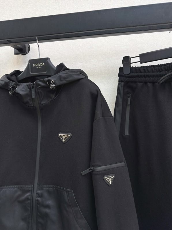 Костюм спортивный женский фото 3