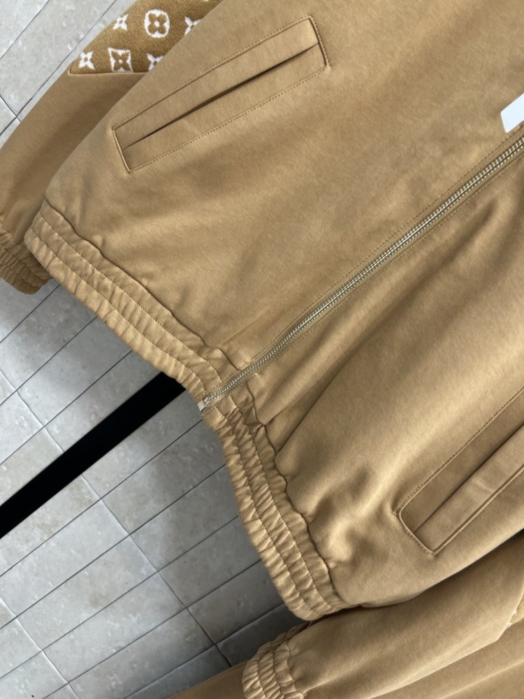 Костюм спортивный женский фото 3