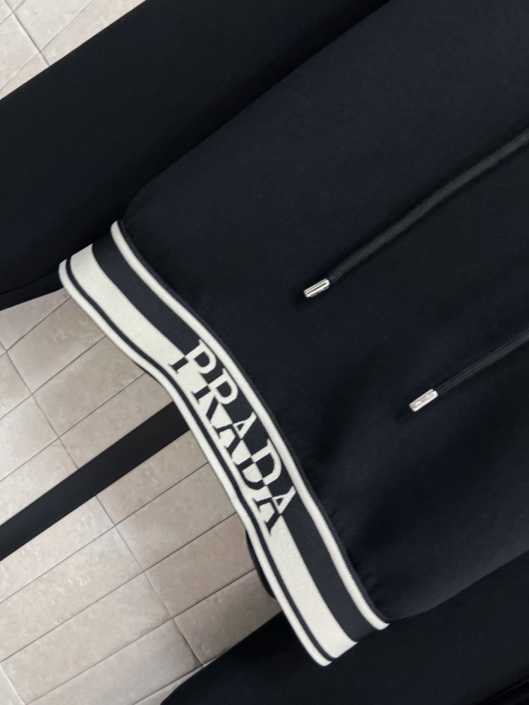 Костюм спортивный женский фото 3