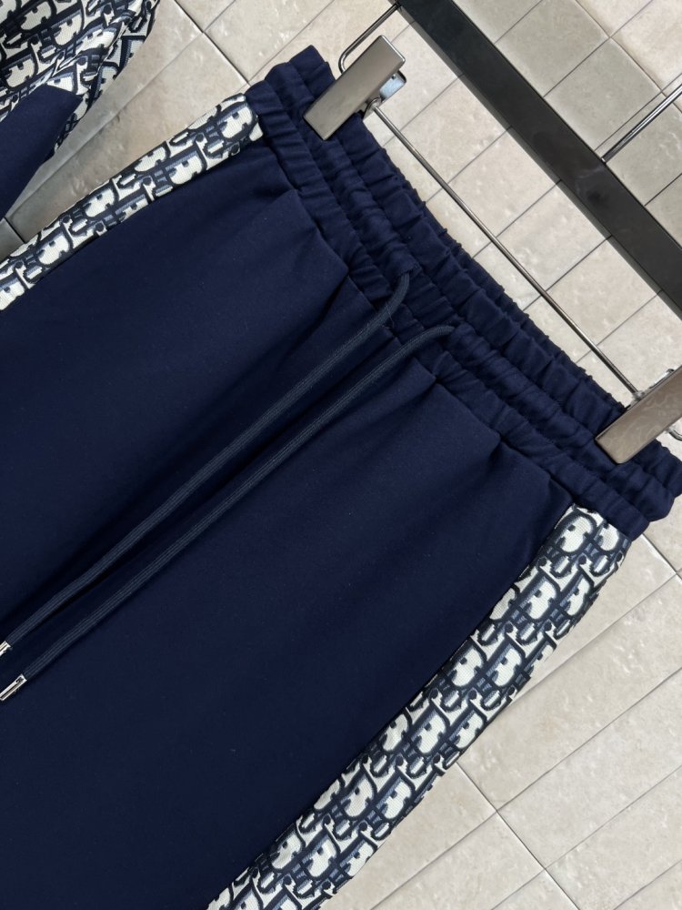 Костюм спортивний жіночий фото 3