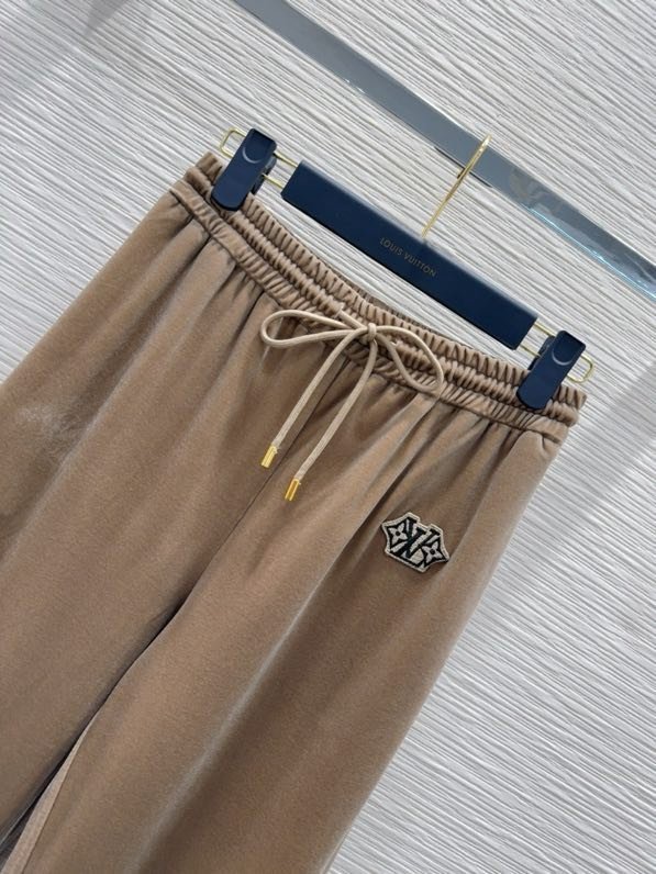 Костюм спортивный женский фото 3