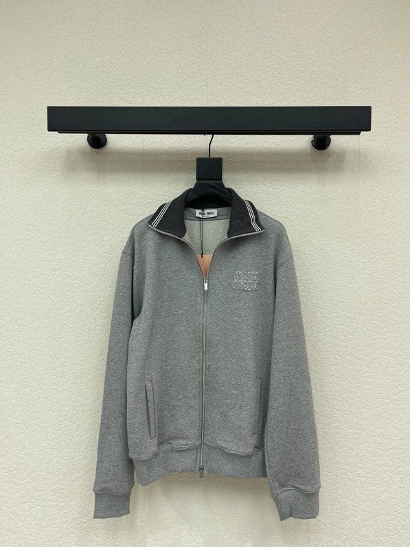 Костюм спортивный женский фото 3