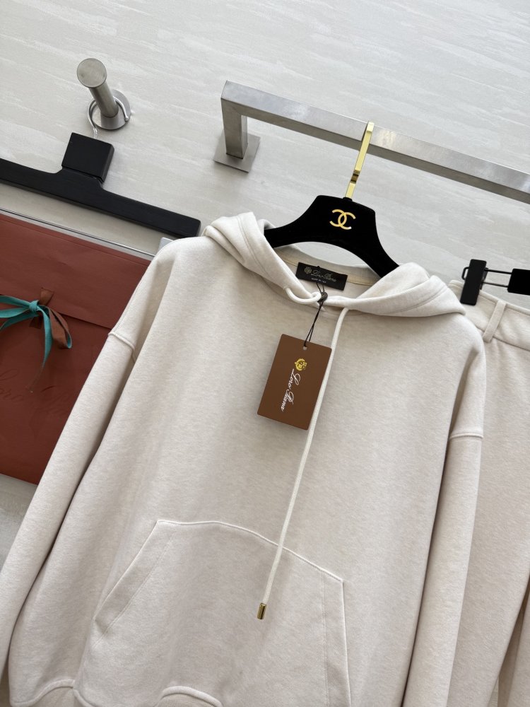 Costume sports female фото 3