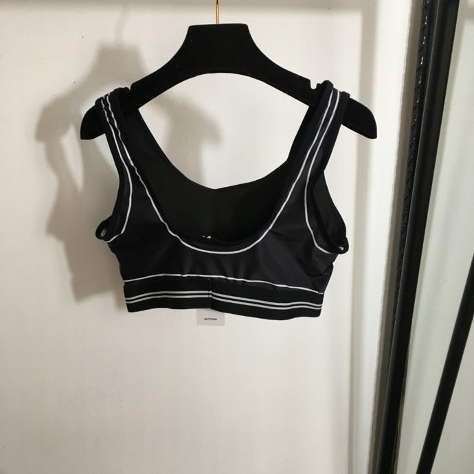 Костюм спортивный женский фото 4