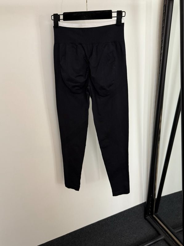 Костюм спортивный женский фото 4