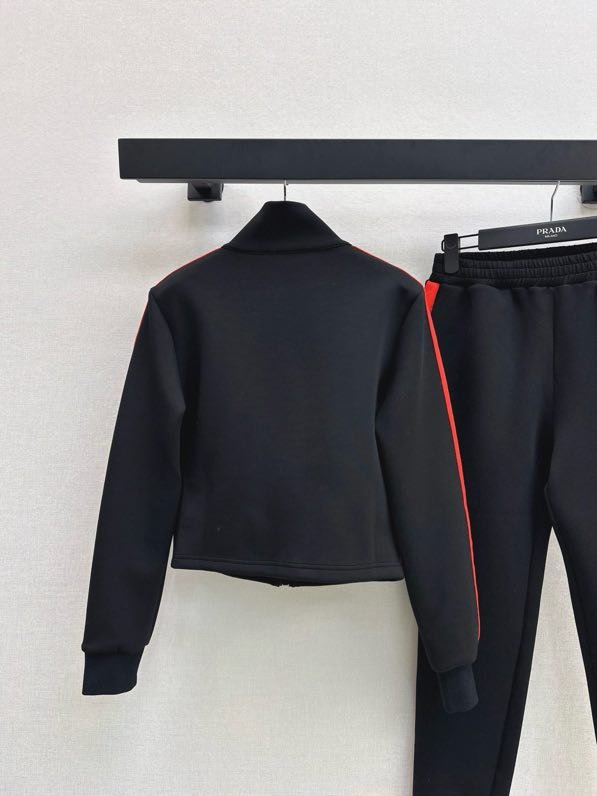 Костюм спортивный женский фото 4