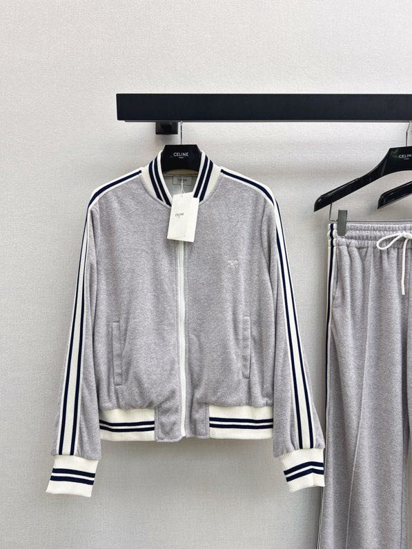 Costume sports female фото 4