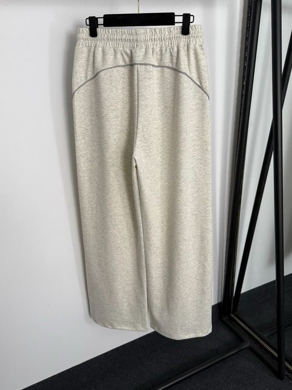 Костюм спортивный женский фото 4