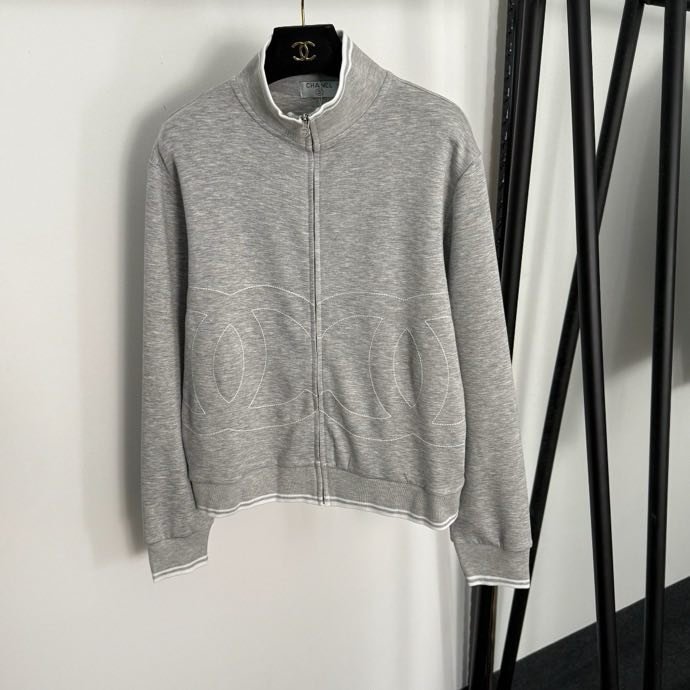 Костюм спортивный женский фото 4