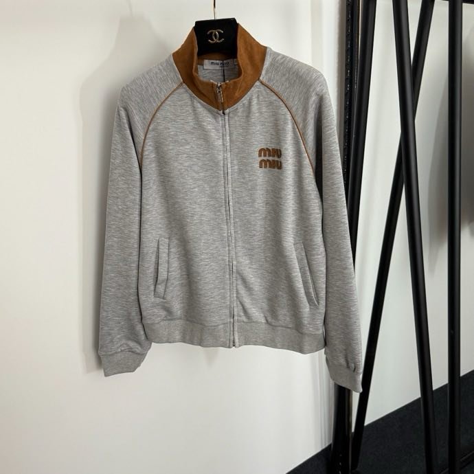 Костюм спортивный женский фото 4