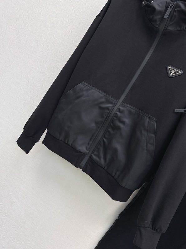 Костюм спортивный женский фото 4