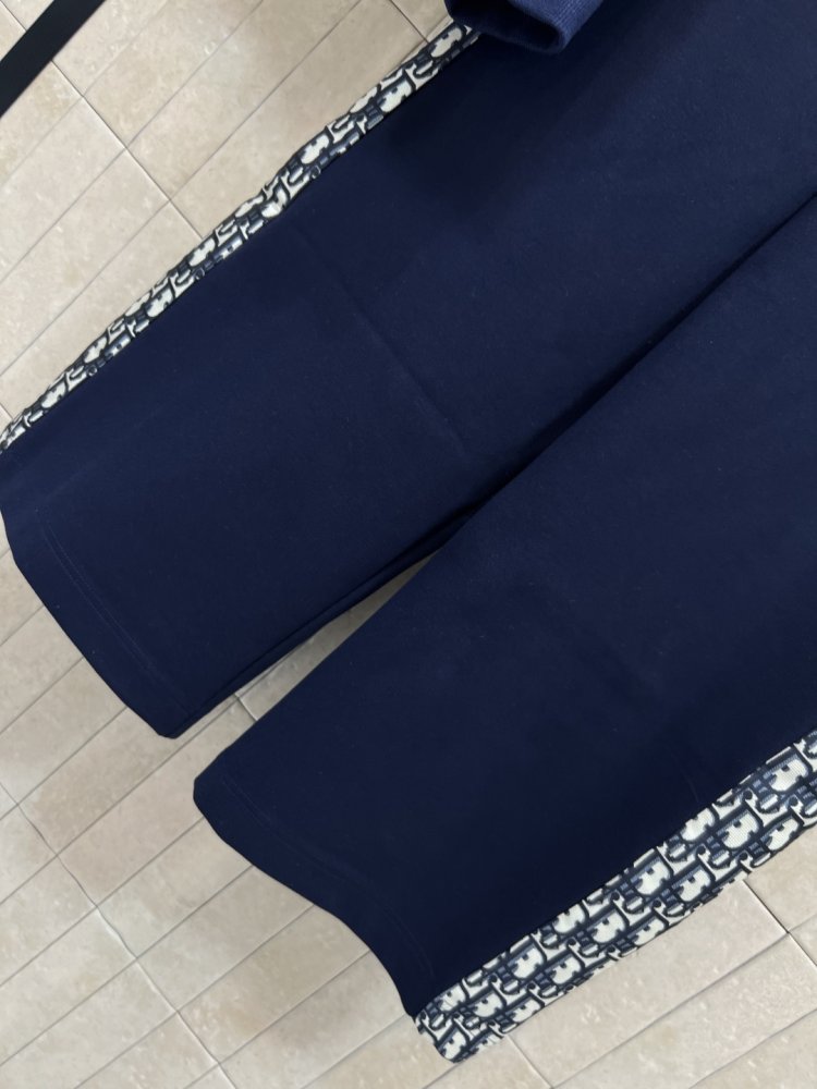 Костюм спортивний жіночий фото 4