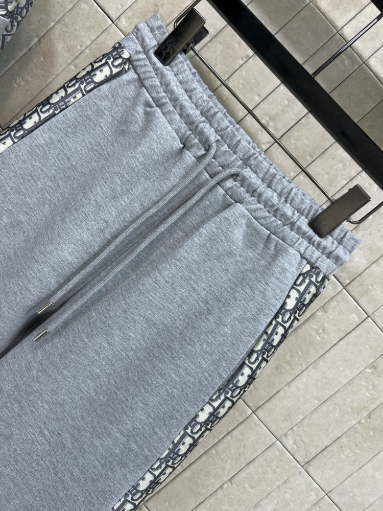 Костюм спортивний жіночий фото 4