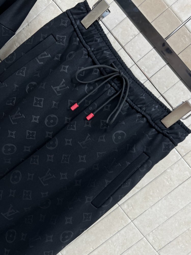 Костюм спортивный женский фото 4