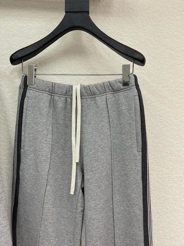 Костюм спортивный женский фото 4