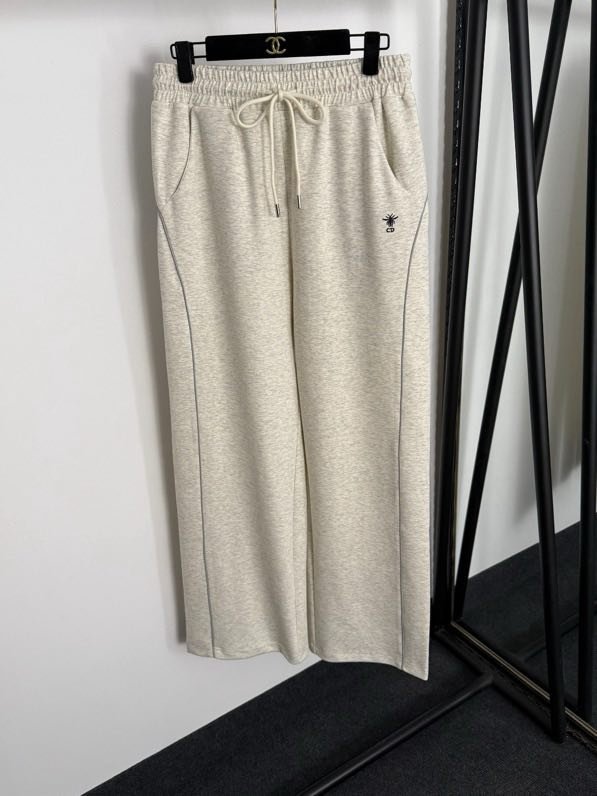 Костюм спортивный женский фото 5