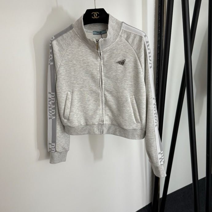 Костюм спортивный женский фото 5