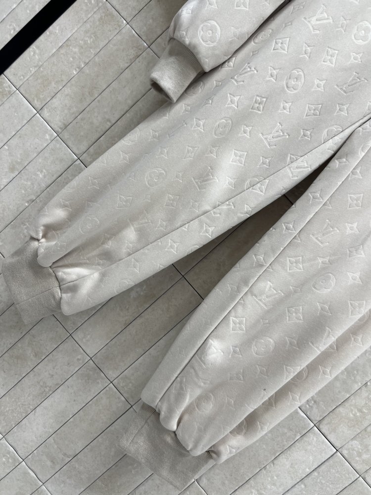 Костюм спортивный женский фото 5