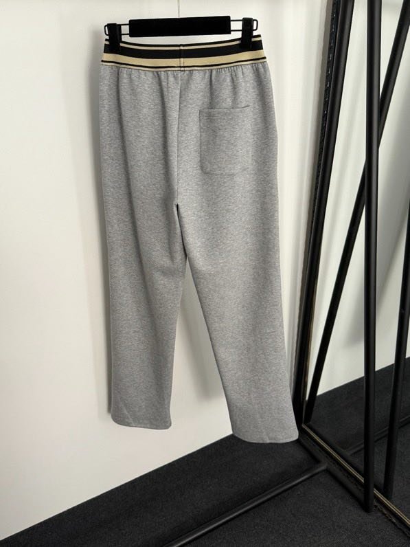 Костюм спортивный женский фото 5