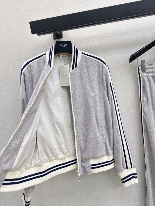 Costume sports female фото 6