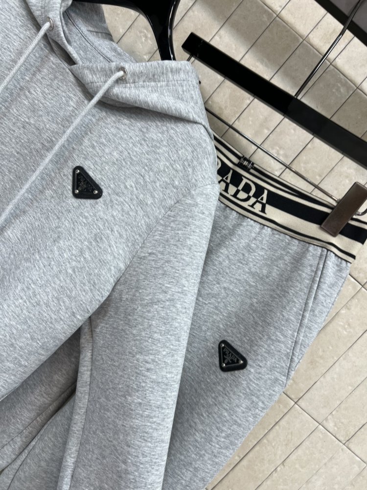 Костюм спортивный женский фото 6