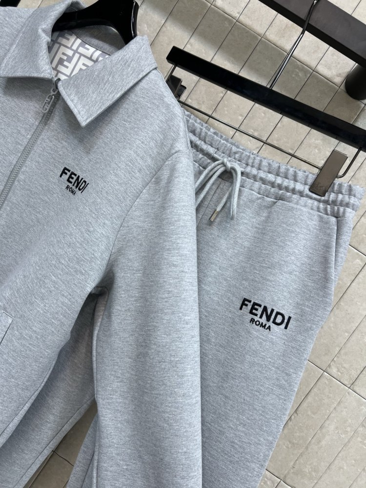 Costume sports female фото 6