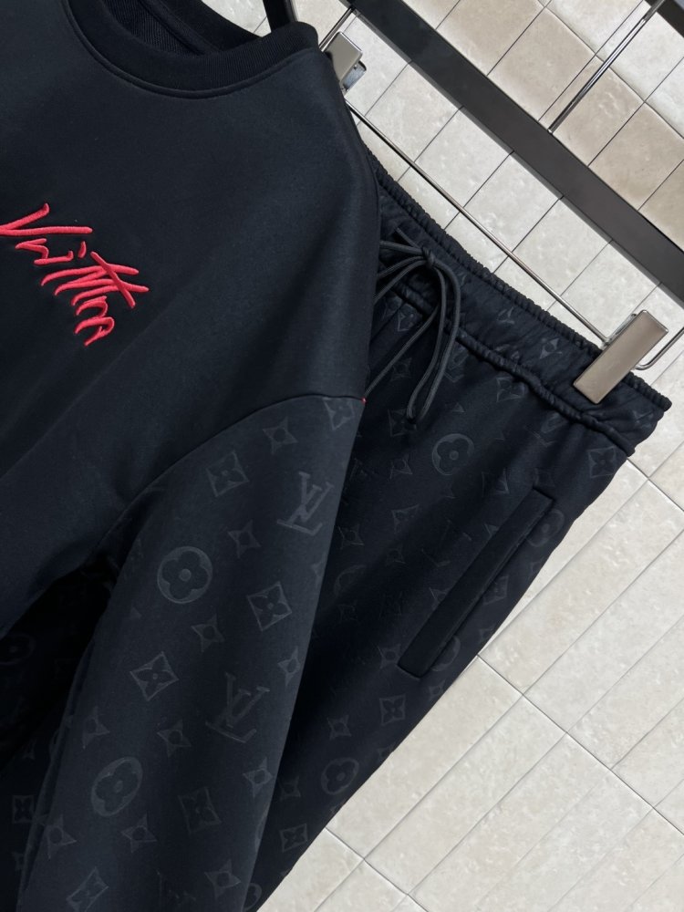 Костюм спортивный женский фото 6