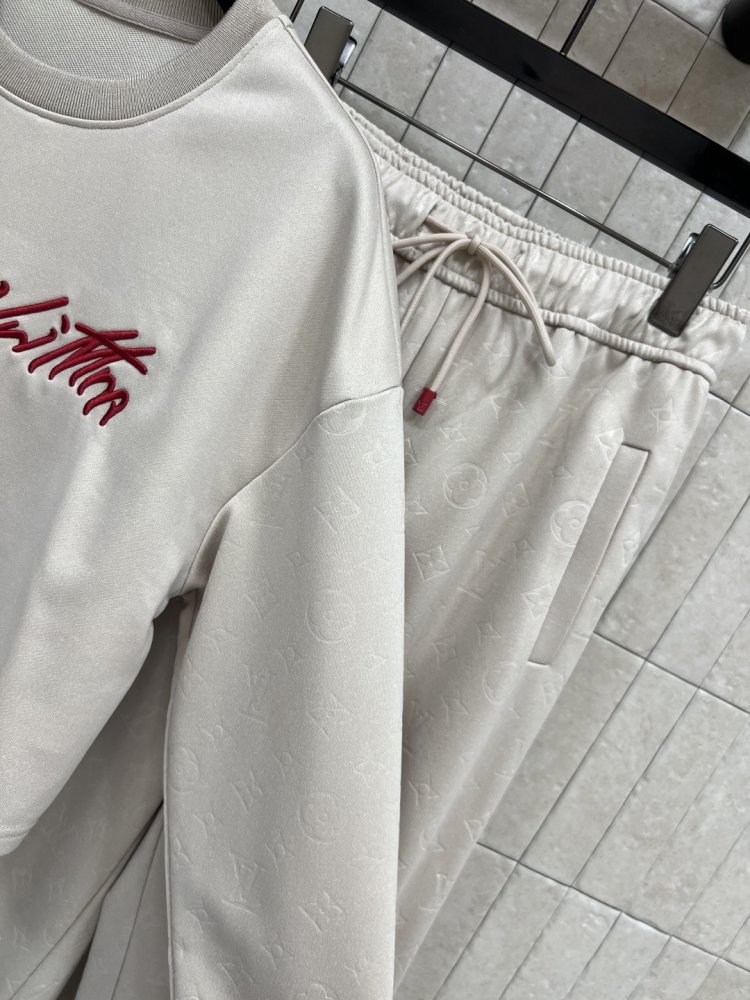 Костюм спортивный женский фото 6