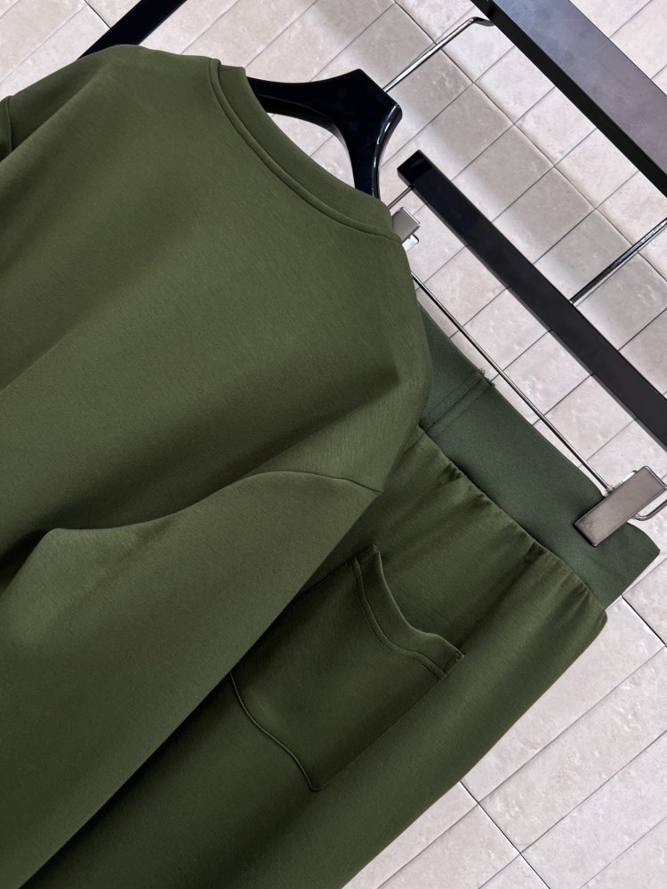 Costume sports female фото 6