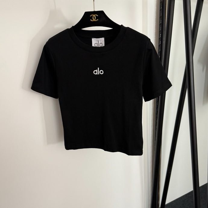 Костюм спортивный женский фото 7