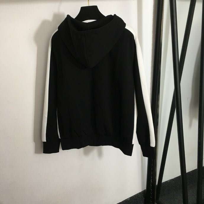 Costume sports female фото 7