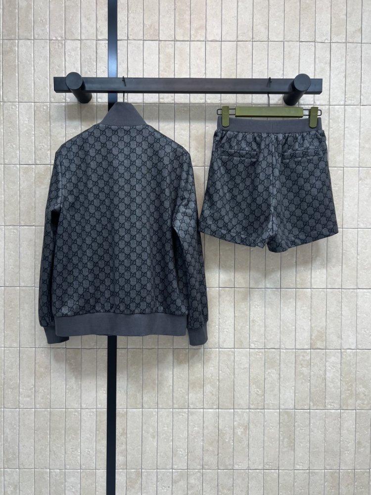 Костюм спортивный женский фото 7