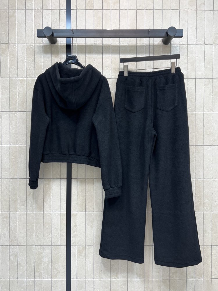 Костюм спортивний жіночий фото 7