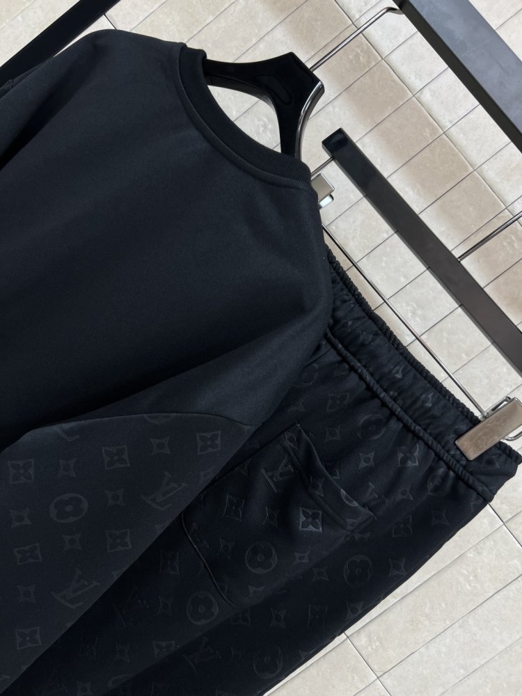 Костюм спортивный женский фото 8