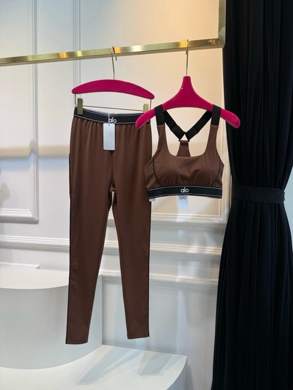 Костюм спортивний жіночий фото 8