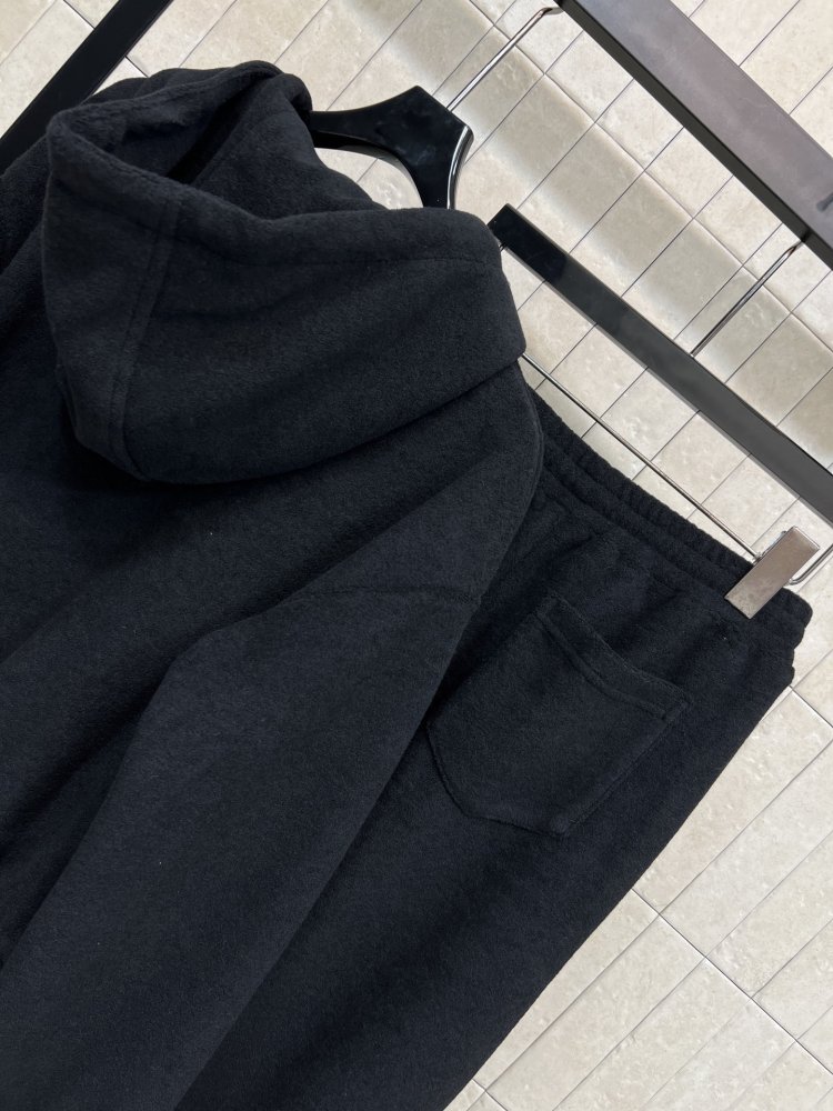 Костюм спортивний жіночий фото 8