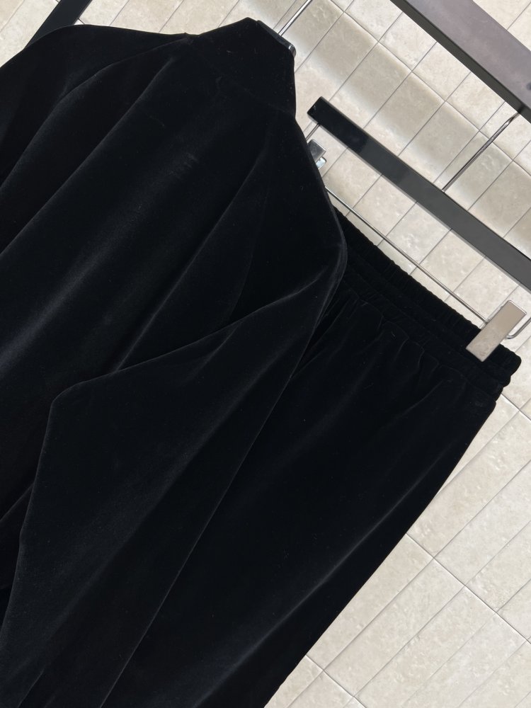 Костюм спортивний жіночий фото 8