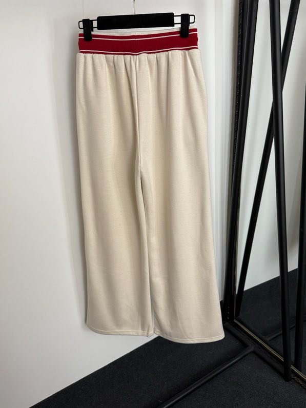 Костюм спортивный женский фото 9