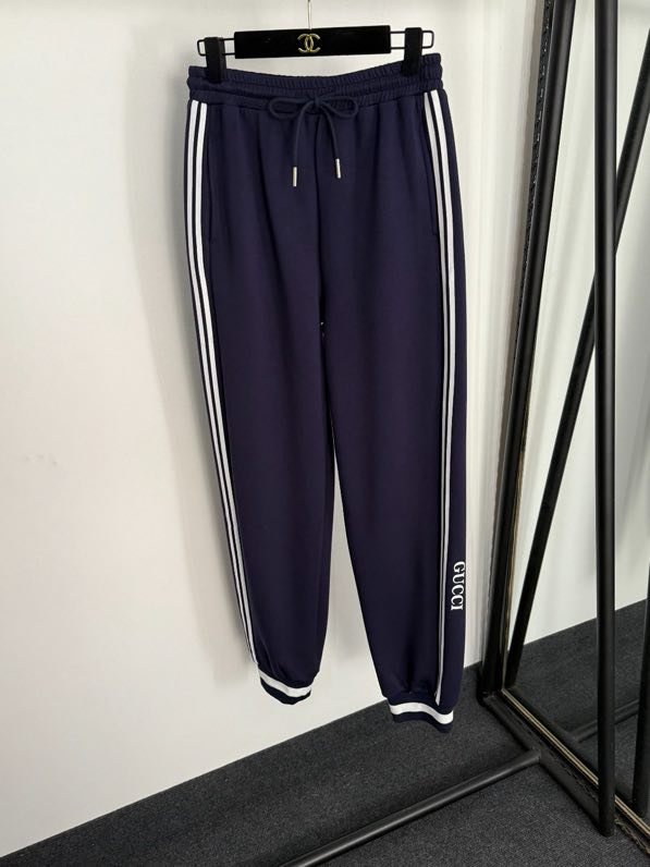 Костюм спортивный женский фото 9