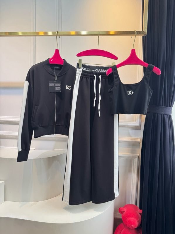 Костюм тройка спортивный женский