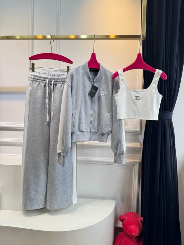 Костюм тройка спортивный женский